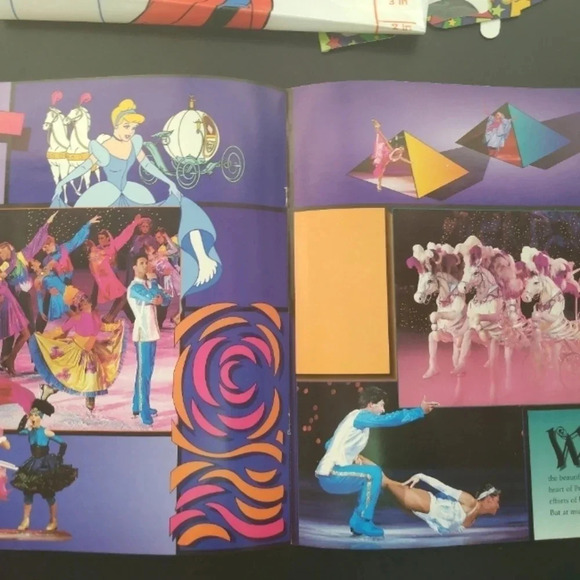 WALT Disney's World On Ice Souvenir Program Bundle-Growth Chart-Glasses-Fantasia - Picture 7 of 12